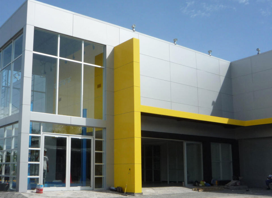 FACHADAS COMPUESTAS CON ALUMINIO O ALUCOBOND EN PUEBLA